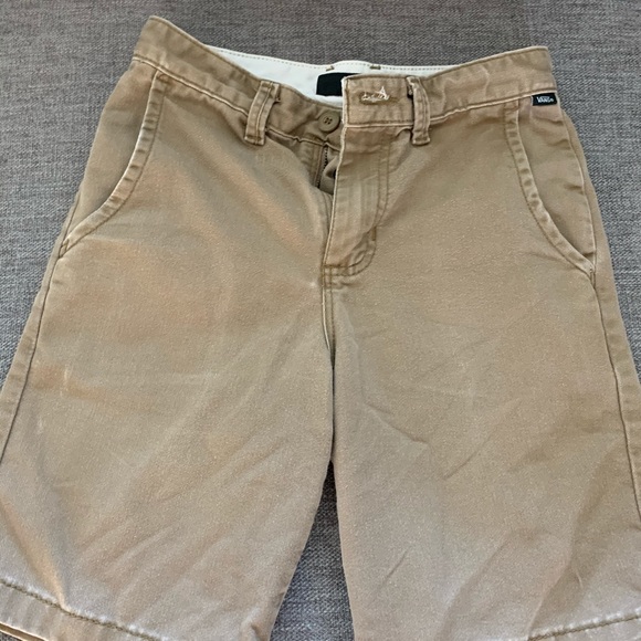 Boy’s size 26 khaki flat front shorts - Picture 1 of 5